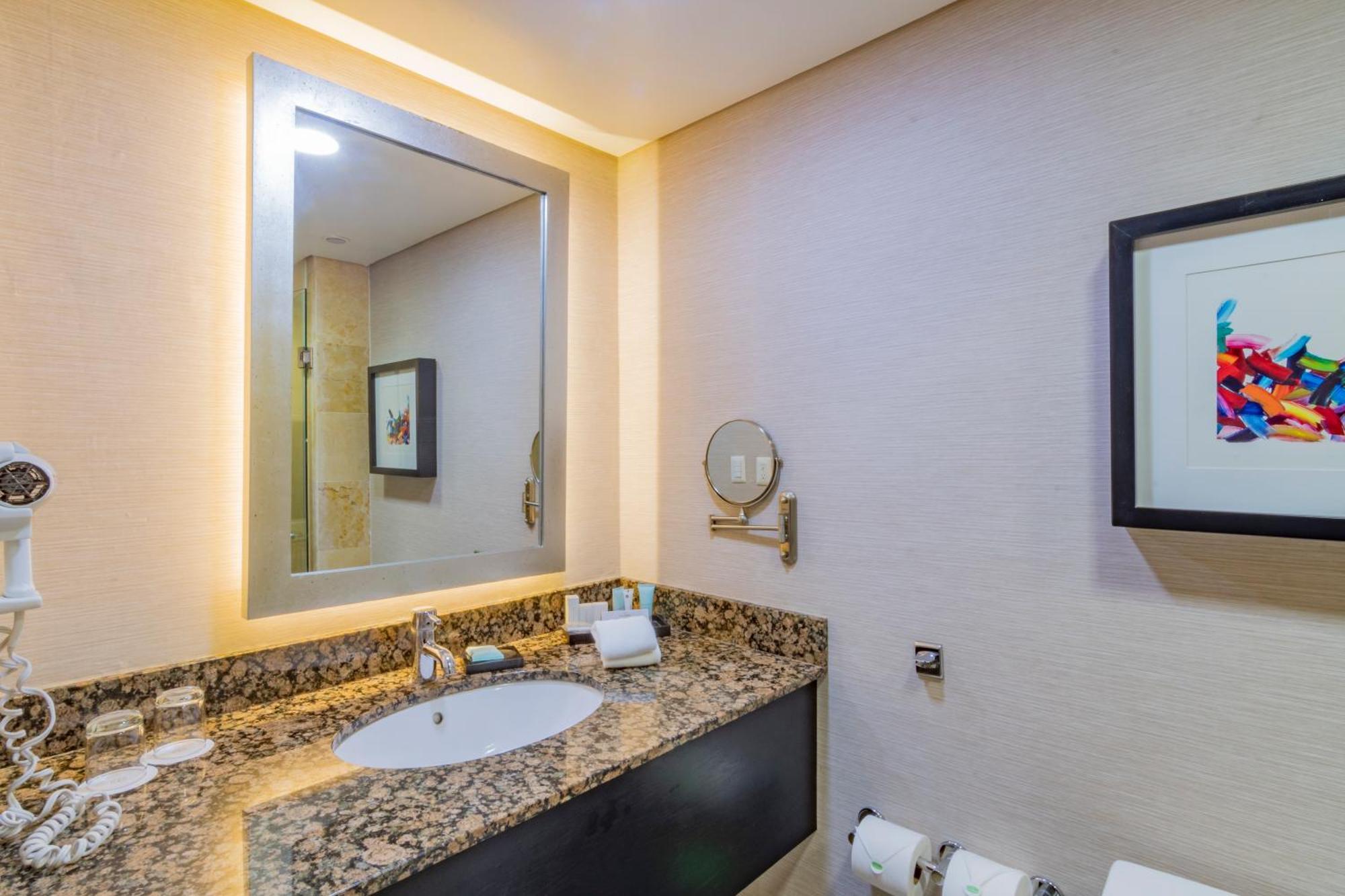 Hotel Lucerna Hermosillo Eksteriør bilde